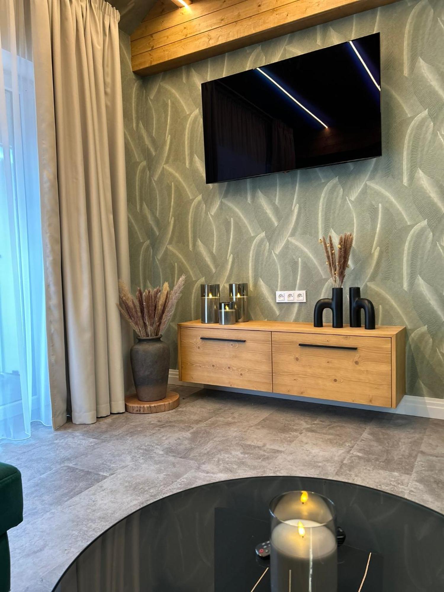 Apartment Luxusni Domovjanka - Lysa Hora, Smrk, Kminek *